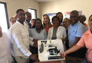 UNFPA entrega a hospital de Dajabón equipo para realización de papanicoláu 