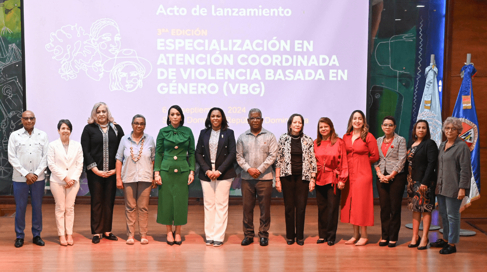 Autoridades apertura 3er diplomado VBG