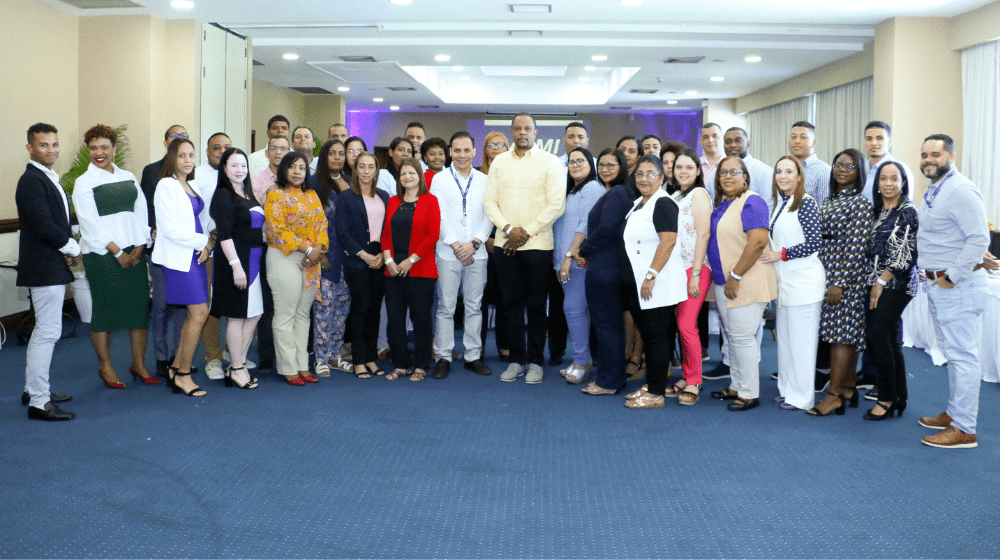 Imparten taller sobre fortalecimiento de capacidades en la herramienta informática SALMI