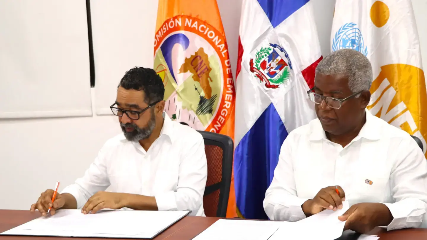 Comisión Nacional de Emergencias y Fondo de Población de ONU renuevan acuerdo marco de cooperación 