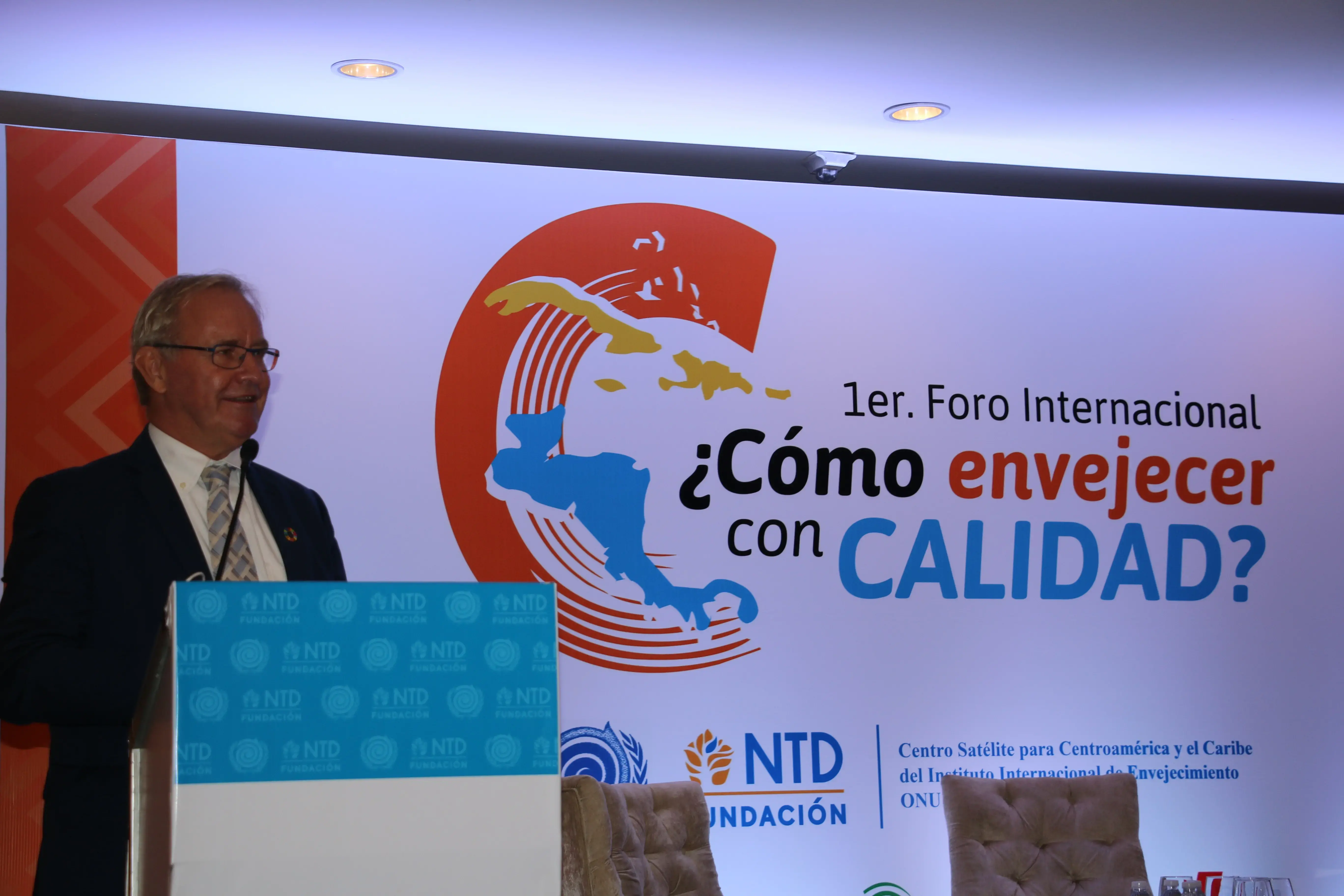 UNFPA propone medidas para lograr envejecimiento equitativo en “Primer Foro Internacional ¿Cómo envejecer con calidad?”