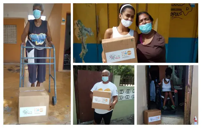 Personas con discapacidad reciben kits de protección e higiene personal entregados por La Red y el UNFPA durante la emergencia COVID-19